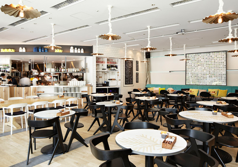 GARB MONAQUE Interior