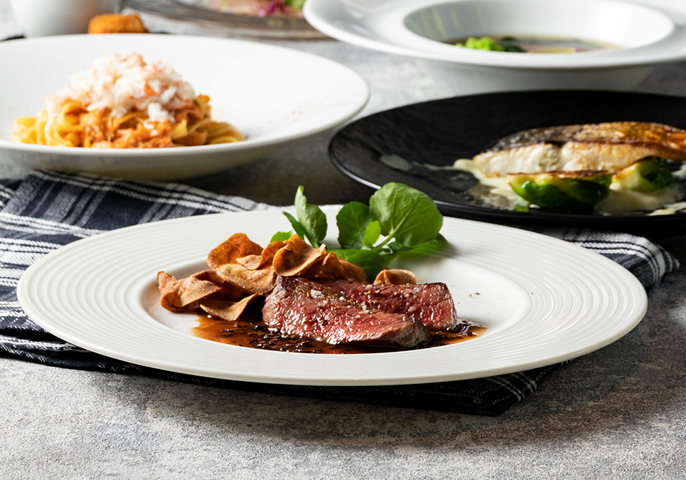 GARB MONAQUE All-Day Dining